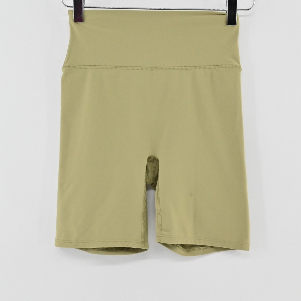 Spanx Booty Boost Bike Shorts Women Size M Green Cypress Active Yoga 50919R